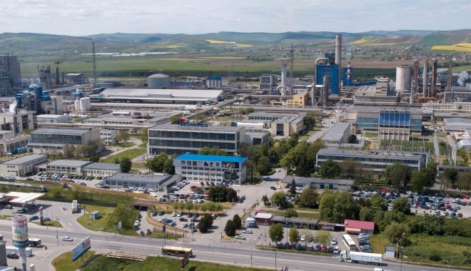 Afaceri, industrie chimică, cumpărături online. INFO economic - info-1702061265.jpg