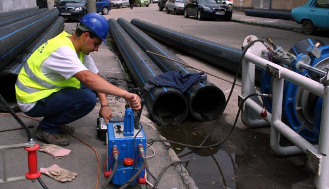 Infrastructura de utilități crește, dar consumurile se reduc - infrastyructuradeutilitati-1437155932.jpg