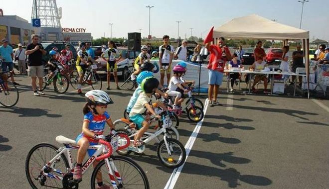 În Mamaia se pedalează! Începe a doua etapă din Cupa Mării Negre - inmamaia-1537366491.jpg