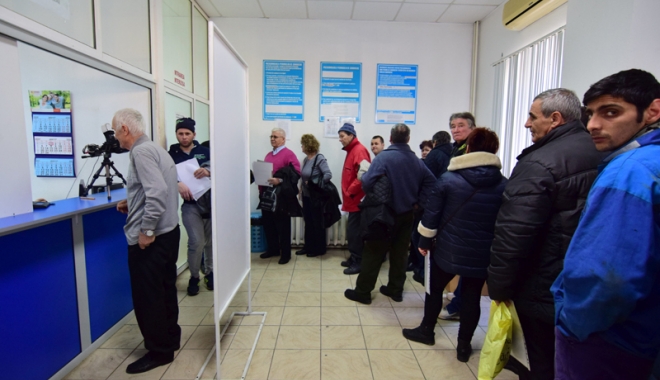 Constănțeni, atenție! Iată când se recuperează programările la Permise - inmatriculari21486488685-1509024744.jpg