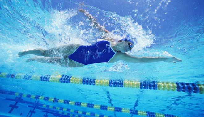 Natație: Două sportive de la CS Farul participă la Naționalele de cadeți - inot-1437116020.jpg