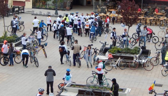 În primul week-end din septembrie, Constanța pedalează - inprimul-1472143100.jpg