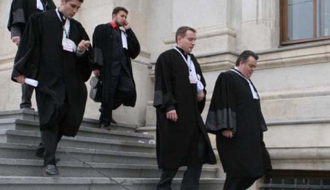 Înscrierile la examenul  de admitere în Barou  încep pe 1 august - inscrierile-1406570411.jpg