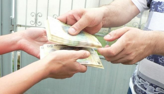 METODA ACCIDENTUL EȘUATĂ! Soțul a intrat pe ușă exact când escrocii îi explicau femeii despre accidentul lui grav - inselaciune1729x460-1537348152.jpg