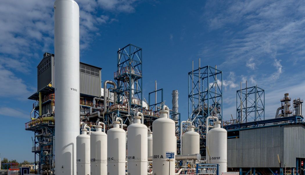 Investiție de aproape 10 milioane de dolari în Instalația de Hidrogen din Petromidia - instalatie-hpp-petromidia-1719320203.jpg