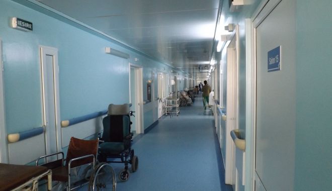 Asistentă îmbrâncită și lovită cu capul de pereți de un pacient! - instalatiiromlotusro-1529231890.jpg