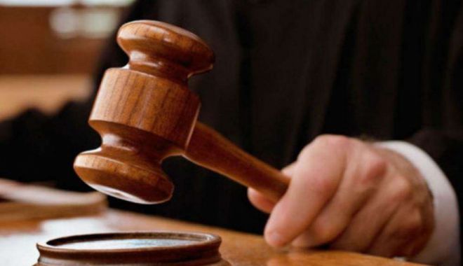 Profesoară condamnată la 2 ani cu suspendare după ce a întreținut relații sexuale cu un elev - instanta-1561402856.jpg