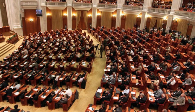 Cum se fac restructurări în instituțiile statului - institutiilestatului1349617806-1349656634.jpg