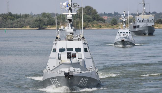 Peste 300 de militari, prezenți  la instrucția pe fluviul Dunărea - instructiepedunare-1542214629.jpg