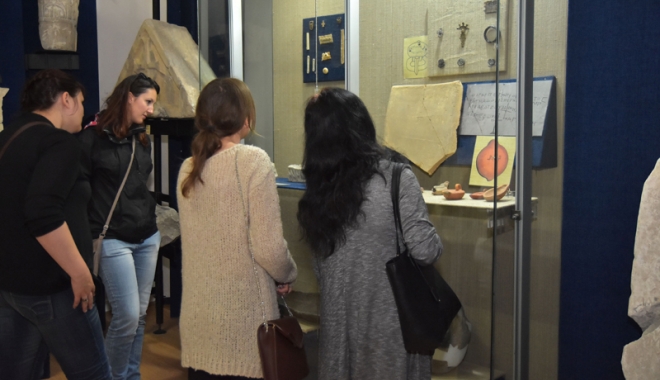 Instrumentar  medical din vremea romană, expus  la Muzeul de Istorie - instrumentarmedical-1464712139.jpg