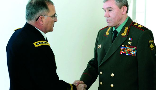 Întrevedere între șeful Statului Major rus și comandantul forțelor NATO în Europa - intalnire-1544710980.jpg