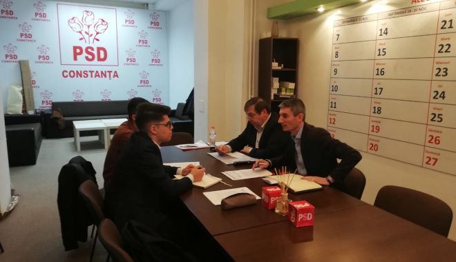 Parlamentarii George Vișan și Ștefan Mihu, discuții cu reprezentanții elevilor - intalniriparlamentari-1582317144.jpg