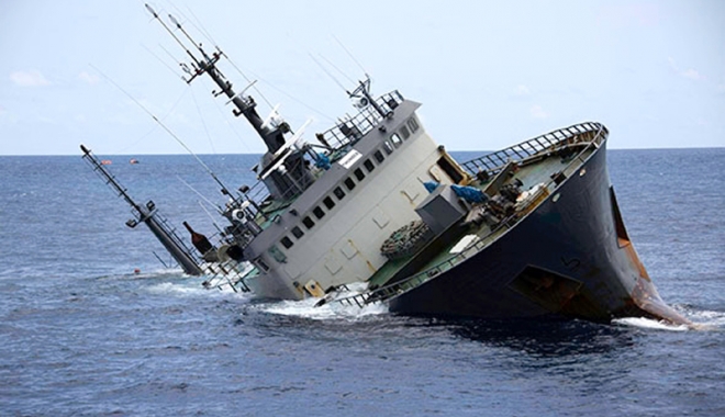 Întâmplări pe mări și pe oceane - intamplari-1459961785.jpg