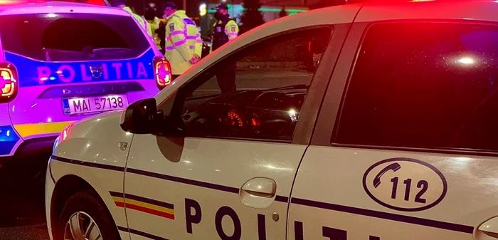 Interlop urmărit internațional, prins de polițiști la un priveghi. Bărbatul este membru al grupării „Giuleștenii” - interlop-1758114855.jpg