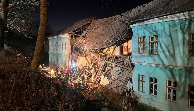 Internat prăbuşit la Odorheiu Secuiesc / Poliţie: Cercetări pentru vătămare corporală din culpă şi ucidere din culpă