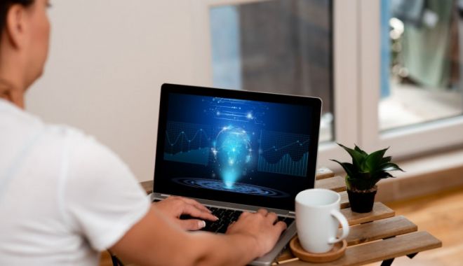 Internetul ar putea deveni serviciu universal.: „Va fi disponibil la viteze mari pentru toţi românii, indiferent unde locuiesc” - internet-1633020010.jpg
