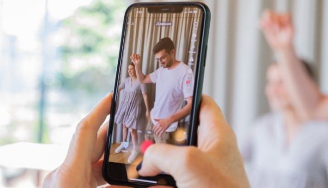 Cerșetoria de pe TikTok, un nou fenomen intens urmărit de utilizatori - internet-1696255881.jpg