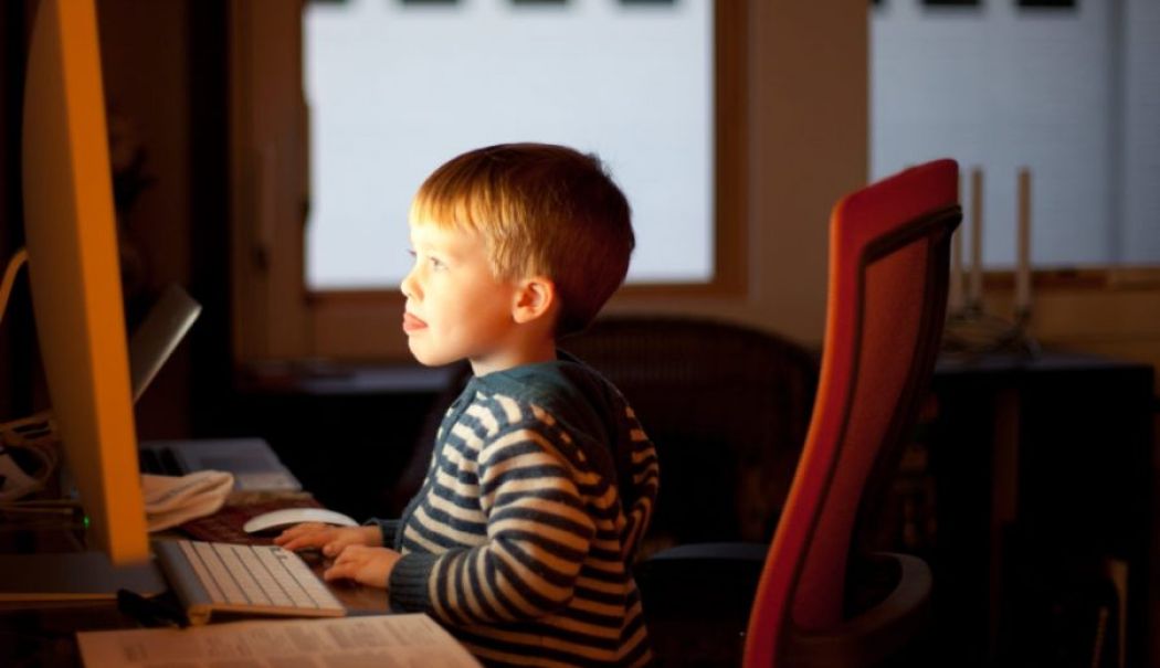 Accesul copiilor sub 16 ani pe rețelele sociale va fi interzis. „Guvernul este pe cale să testeze o tehnologie de verificare a vârstei” - internetsafety1024x7301900x642-1730970947.jpeg