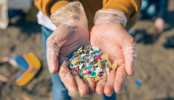 Oficial, produsele cu sclipici vor fi eliminate din magazine - interzicere-microplastic-1696247849.jpg
