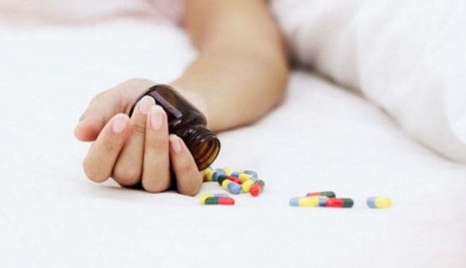 Tentativă de sinucidere? Liceană intoxicată  cu paracetamol - intoxicatieparacetamol-1488306198.jpg