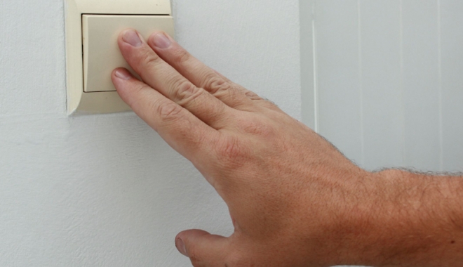 Mai multe străzi din Constanța, fără curent electric - intrerupatorcurentelectric2-1505746678.jpg