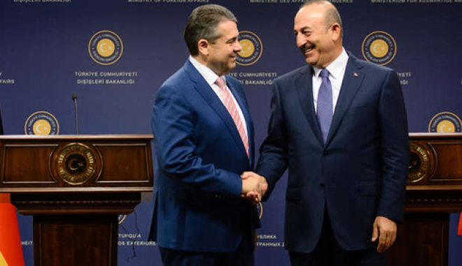 Întrevedere între șefii diplomațiilor germană și turcă, în vederea  îmbunătățirii relațiilor bilaterale - intrevedere-1515333296.jpg
