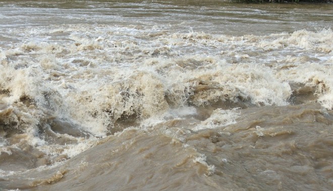 Cod portocaliu de inundații - inundatie-1362923599.jpg