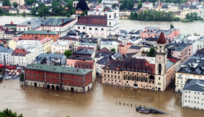 Europa,  răvășită de inundații - inundatii-1370259643.jpg