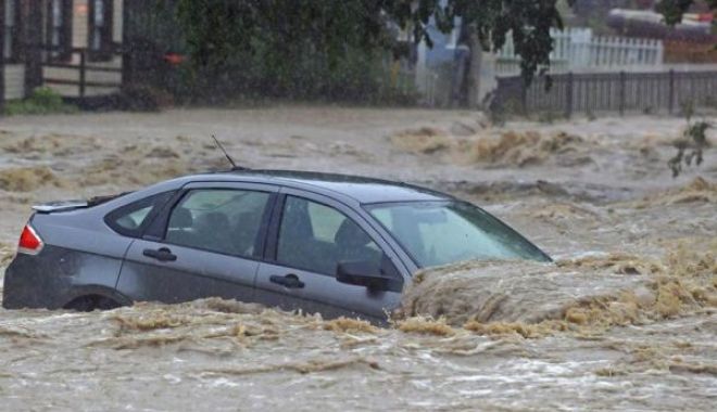 COD PORTOCALIU de inundații în bazine hidrografice din 19 de județe - inundatii-1530279460.jpg