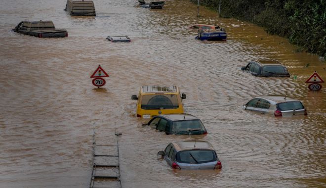 Inundații de proporții biblice în Slovenia. Salvatorii se declară șocați de amploarea fenomenelor extreme - inundatii-1691165378.jpg
