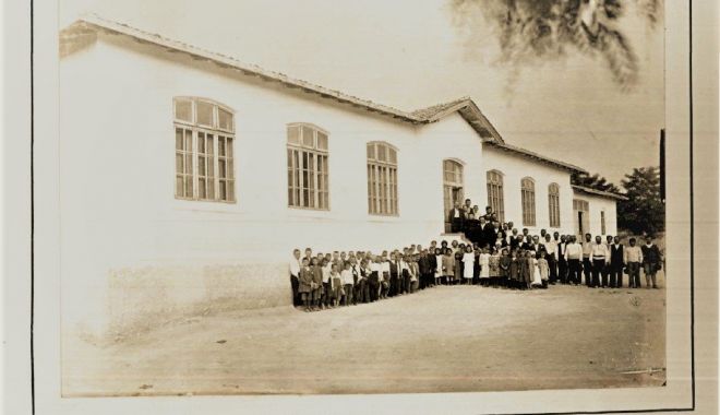 Despre învățătorii dobrogeni, în arhivele Bibliotecii județene - invatatoribj-1654420369.jpg