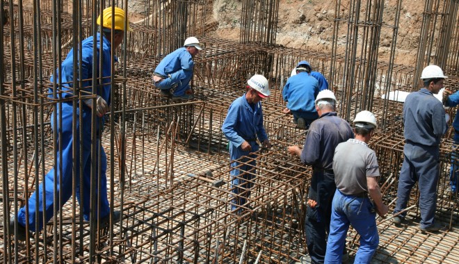 Stăm tot mai prost la capitolul investiții! - investitii-1378192502.jpg