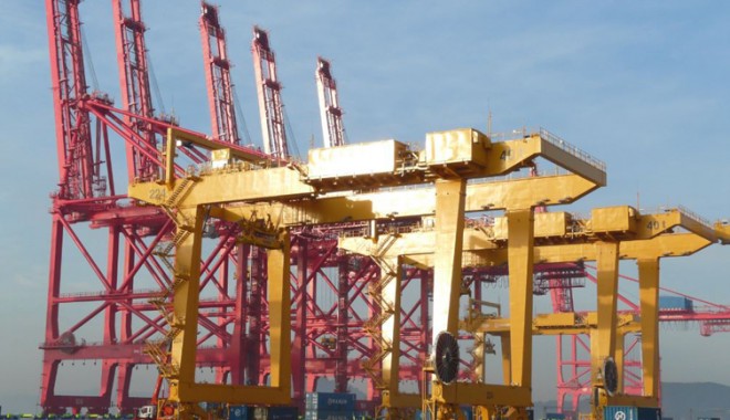 Investiții în terminalul  de containere din Izmir - investitii-1408276734.jpg