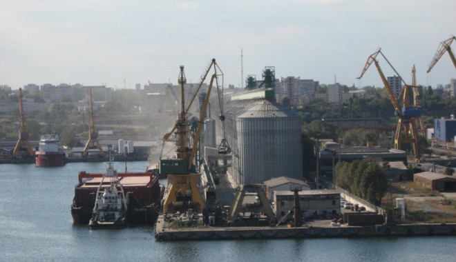 Investiții private în porturile Constanța și Midia - investitiiprivateport-1387824456.jpg