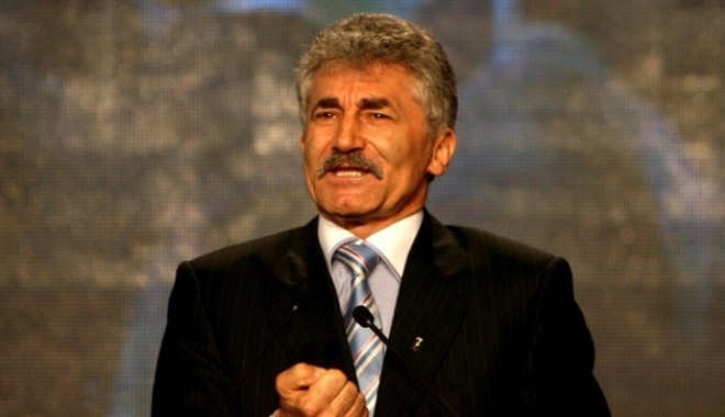 Ioan Oltean spune că Mihaela Popa a fost răsfățata partidului - ioanoltean-1334834764.jpg