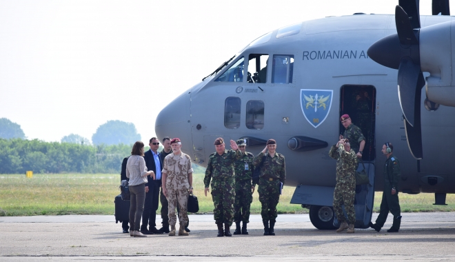 Galerie foto-video / Președintele Klaus Iohannis, prezent la baza militară din Mihail Kogălniceanu - iohannis9-1499961271.jpg