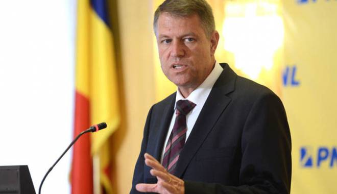 Iohannis a stabilit o perioadă  de tranziție cu Băsescu - iohannisastabilit-1416754838.jpg
