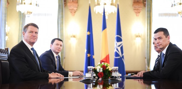 Iohannis îi cere premierului Grindeanu să abroge ordonanța de modificare a Codurilor - iohannisgrindeanu610x300-1485962925.jpg