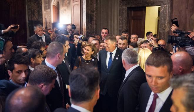 Studenții bursieri din Italia, de vorbă cu Klaus Iohannis - iohannisitalia-1430312835.jpg