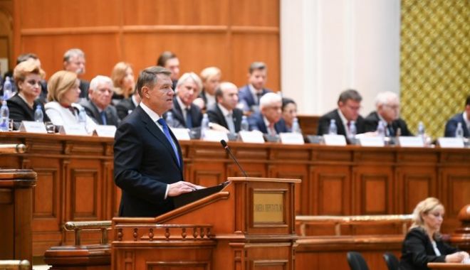 REFERENDUM 2019. Klaus Iohannis invită partidele la consultări joia și vinerea viitoare. Negocierile încep cu PNL - iohannisparlamentsedintasolemna3-1554465099.jpg