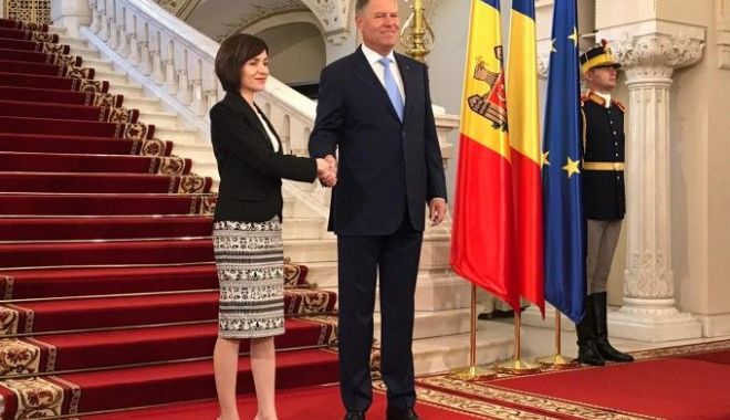 Iohannis: Am convenit să facem paşi decisivi privind interconectarea reţelelor de energie electrică din România şi R. Moldova - iohannissisandu2-1659087051.jpeg