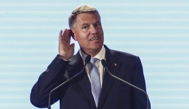 Iohannis: Nu cred că prezența la vot va fi afectată de lipsa dezbaterii cu Dăncilă, oamenii vor participa în număr mare - iohannisurecheinquamphotosoctavg-1573924388.jpg