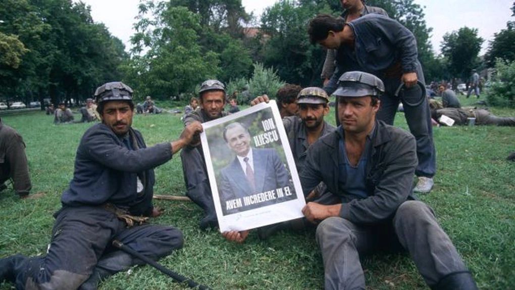 Ion Iliescu, pus sub acuzare în dosarul Mineriadei - ion-iliescu-pus-sub-acuzarertf-1714136217.jpg