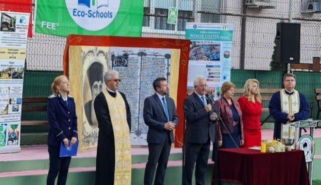 Un primar din România a participat, într-o singură zi, la 17 festivități de deschidere a anului școlar