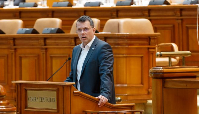 USR și Forța Dreptei depun moțiune simplă împotriva ministrului Educației