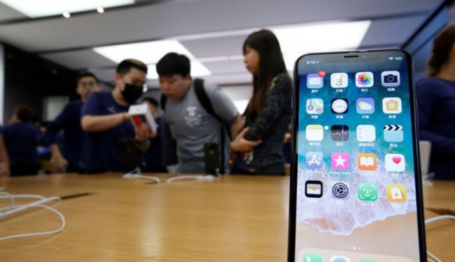 Noul iPhone X, fabricat cu elevi forțați să muncească 11 ore pe zi - iphonex090909china65782100-1511341223.jpg