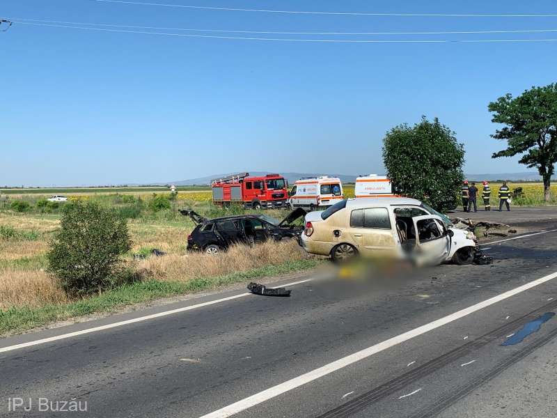 CARNAGIU PE ȘOSEA! Două persoane au murit și alte două sunt rănite, în urma unui grav accident rutier