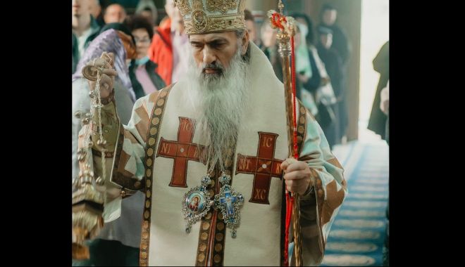 IPS Teodosie va oficia Sfânta Liturghie la mănăstirea Colilia - ips-1637332123.jpg