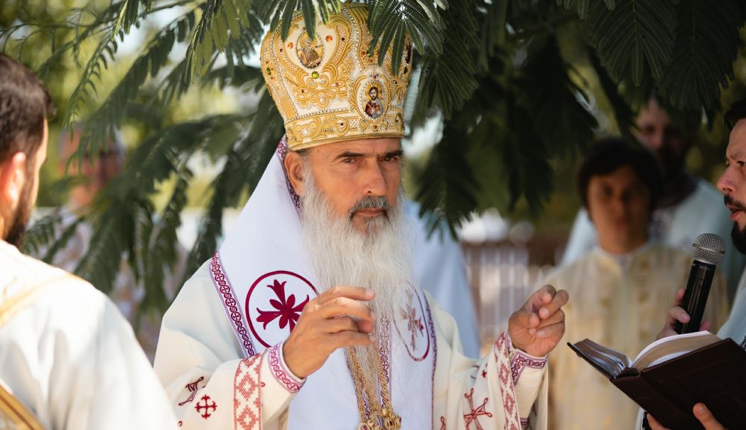 Procesiune pe străzile Constanței în cinstea Sfântului Cuvios Dionisie Exiguul