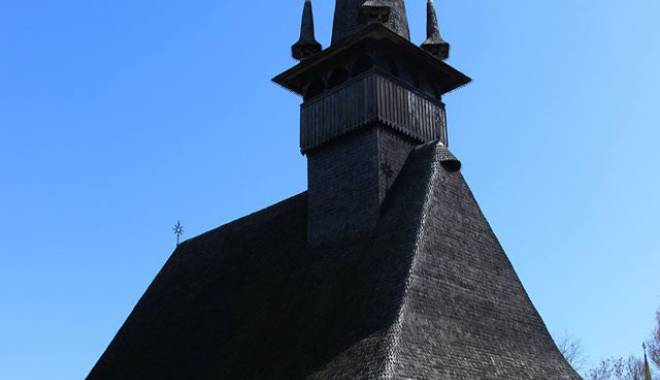 IPS slujește la biserica din Parcul Tăbăcărie - ipsslujeste-1438796198.jpg